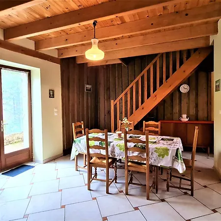 Maison Spacieuse Et Confortable Avec Terrasse Et Jardin, Ideale Pour Famille Ou Entreprise - Fr-1-585-29 펜션 *