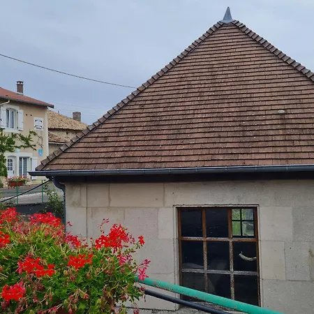 Maison Spacieuse Et Confortable Avec Terrasse Et Jardin, Idéale Pour Famille Ou Entreprise - Fr-1-585-29 *