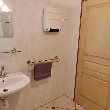 Maison Spacieuse Et Confortable Avec Terrasse Et Jardin, Idéale Pour Famille Ou Entreprise - Fr-1-585-29 Casa vacanze Meligny-le-Grand