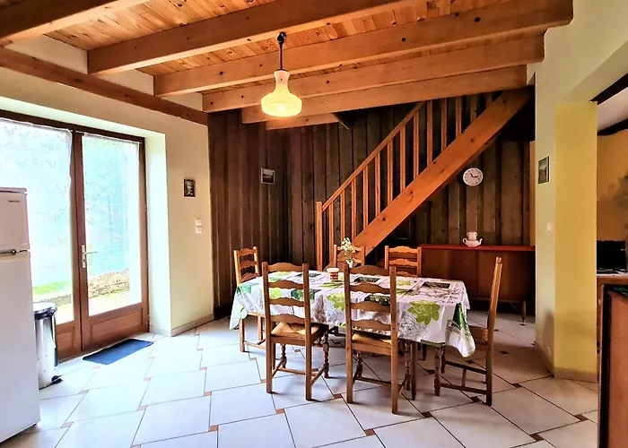 Maison Spacieuse Et Confortable Avec Terrasse Et Jardin, Ideale Pour Famille Ou Entreprise - Fr-1-585-29 Prázdninový dům *