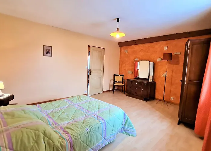 Maison Spacieuse Et Confortable Avec Terrasse Et Jardin, Ideale Pour Famille Ou Entreprise - Fr-1-585-29 Meligny-le-Grand